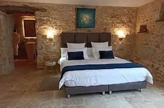 Gard-Les nuits étoilées - Chambre d'hôtes de charme avec SPA privatif et terrasse.